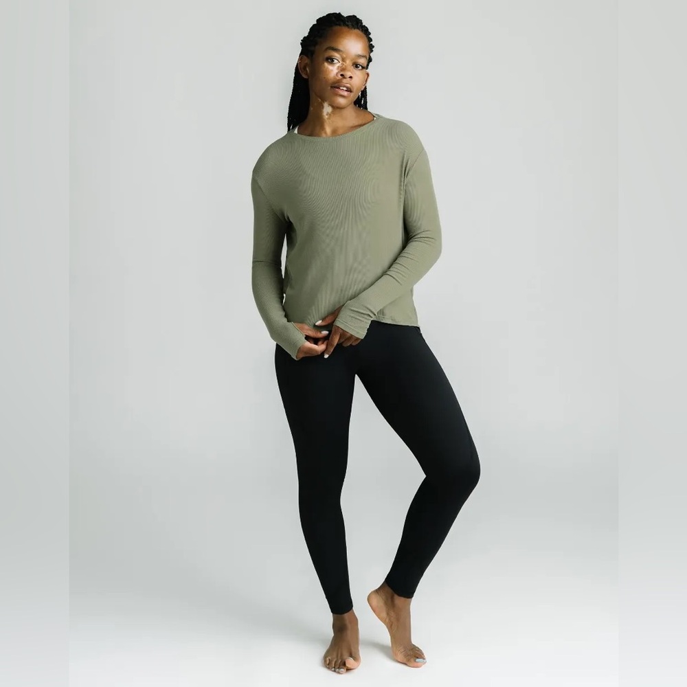 NWT Zyia French Clay Hadley Long Sleeve - Picture 3 of 3